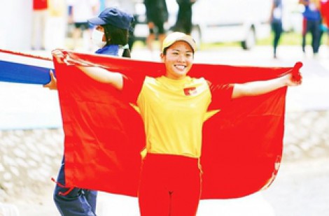 Nóng: Nguyễn Thị Hương, Phạm Thị Huệ tạo kỳ tích, đua thuyền Việt Nam giành 2 vé Olympic